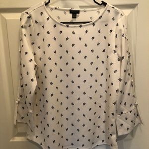 NWT Ann Taylor Factory white patterned top